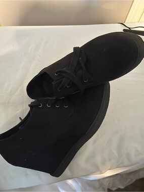 x-appeal Black Wedge Lace-Up Shoes